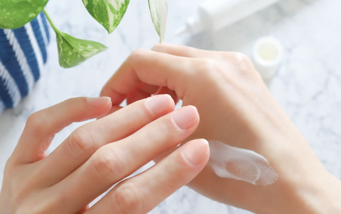 皮膚科専門医が診察