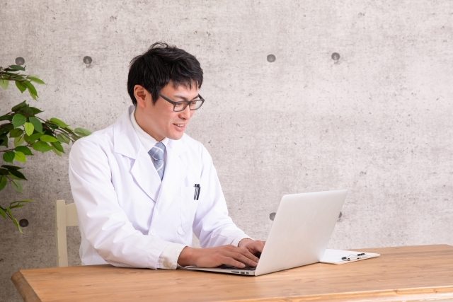 対面とオンラインで広がる医療