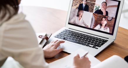 スマホ予約&オンライン診療で便利