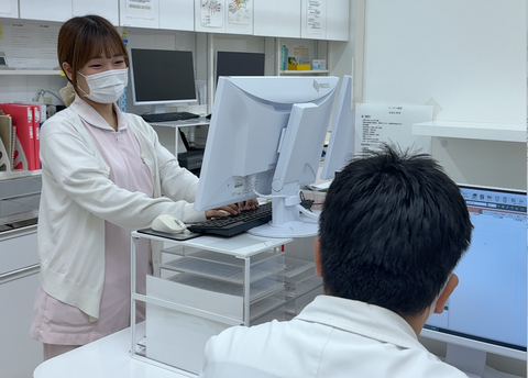 明るいスタッフと共に支える「かかりつけ整形」