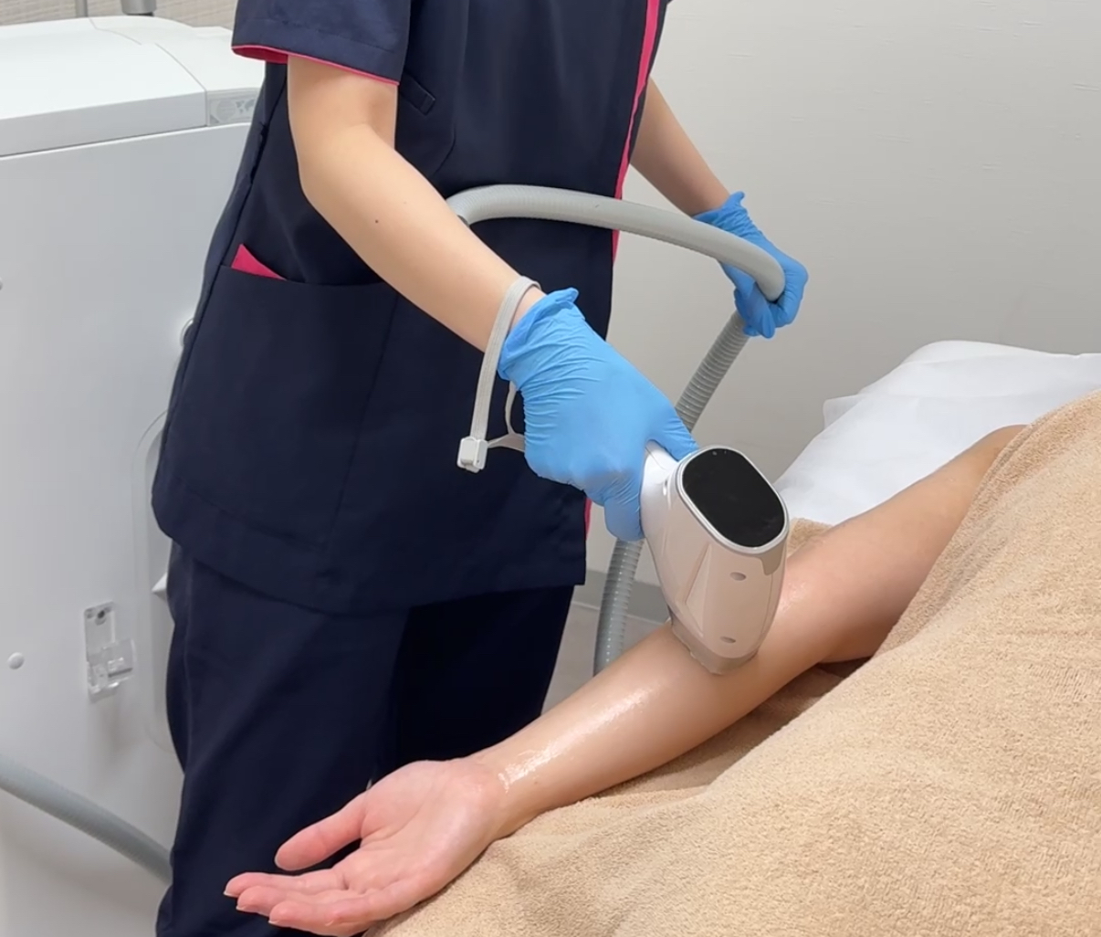 痛みを抑えて、美しく整える脱毛