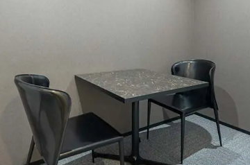 落ち着いた上質空間で快適にケア