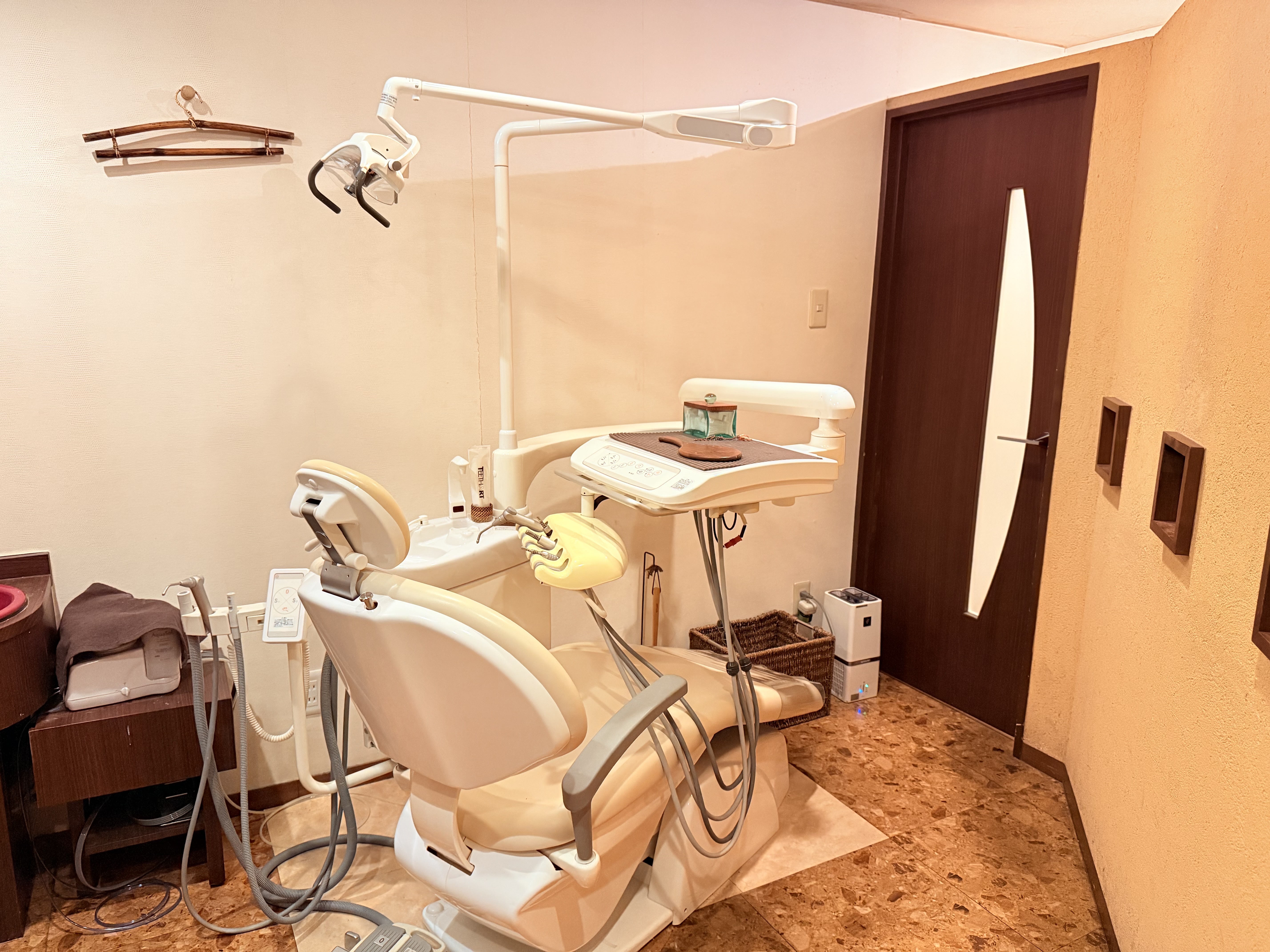 裏側矯正に精通した銀座の専門院