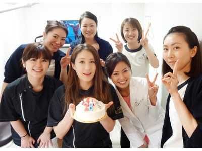 【時給2,000円以上！】☆週1日～OK！ヘアカラーやネイルOK！