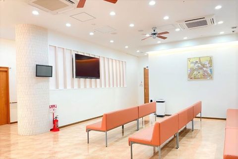 JR藤沢駅北口1分！ 　年収500万以上可能　◎理学療法士２名募集！！