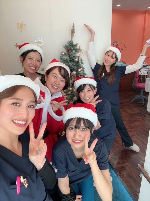 ✅月給28万円～✅週休3日で無理なく働ける✅人間関係がいい職場✅キレイも健康も叶える福利厚生あり✨