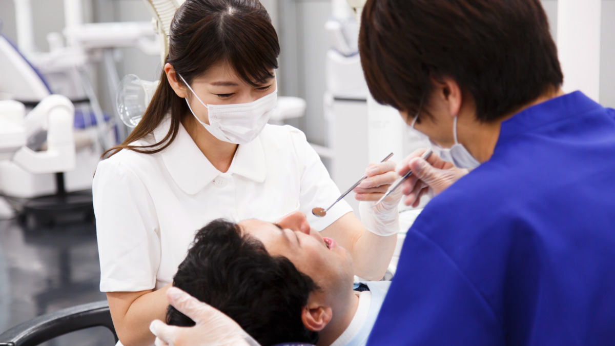 【月給100万円以上可！年収1,200万～5,000万円実績多数】【2025年11月NEW OPEN】＜川口駅東口徒歩1分＞全国22医院展開の安定法人★ 圧倒的な教育制度で“理想のDr”に成長！